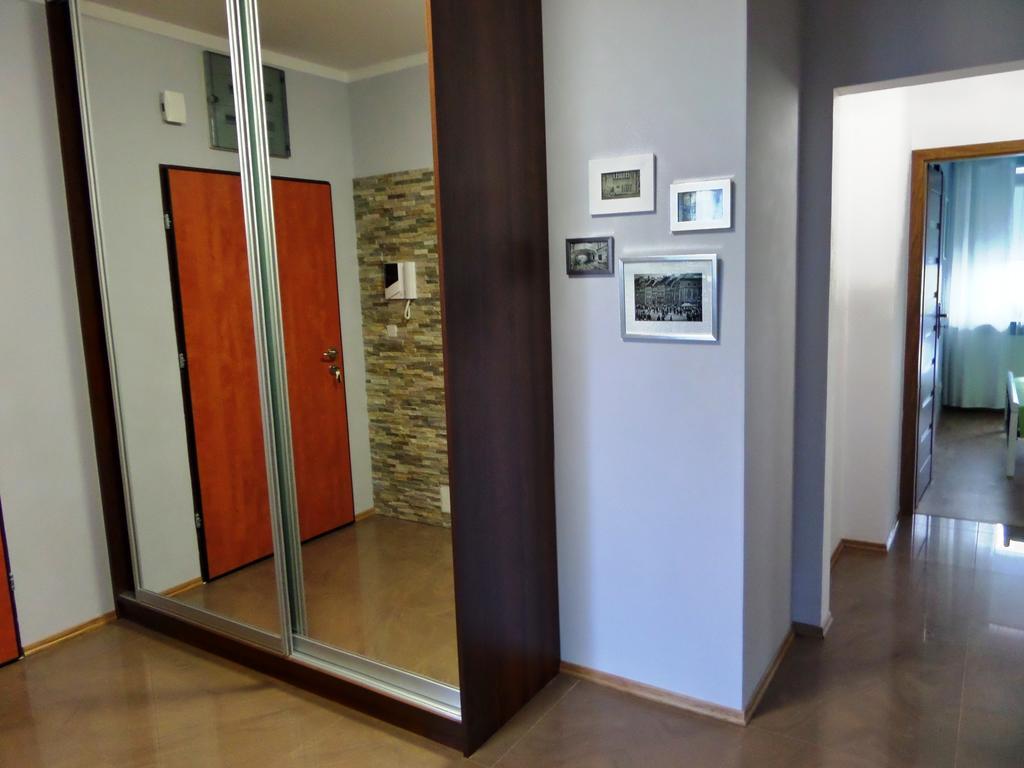 Apartamenty Silver Premium วอร์ซอ ห้อง รูปภาพ