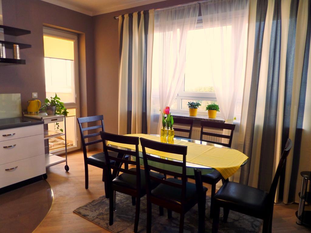 Apartamenty Silver Premium วอร์ซอ ห้อง รูปภาพ